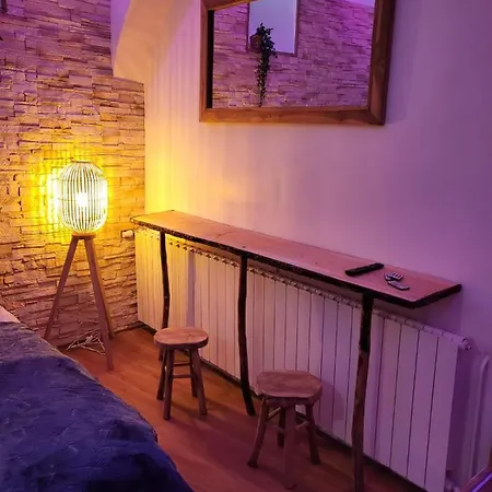 Appartement Le De La Cathedrale - Jacuzzi - Sauna - Champagne - Netflix - Wifi Troyes