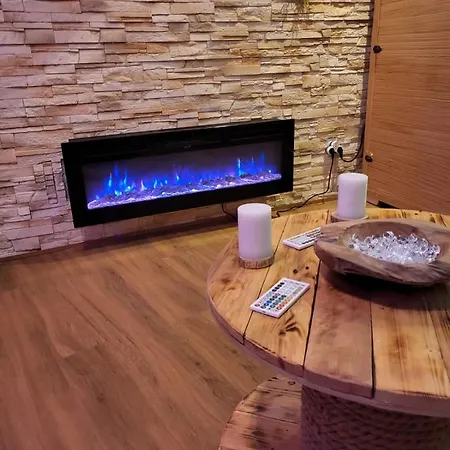 Apartman Le De La Cathedrale - Jacuzzi - Sauna - Champagne - Netflix - Wifi Troyes