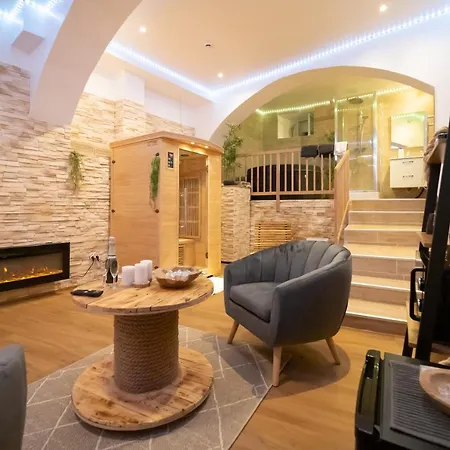 Le De La Cathedrale - Jacuzzi - Sauna - Champagne - Netflix - Wifi *